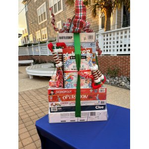 Christmas%20Basket%202025%20%283%29